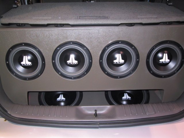 pt cruiser subwoofer enclosure